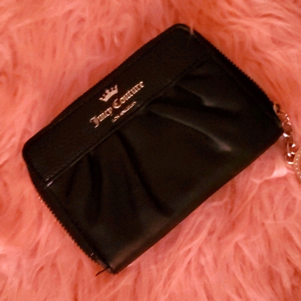 Black juicy couture wallet